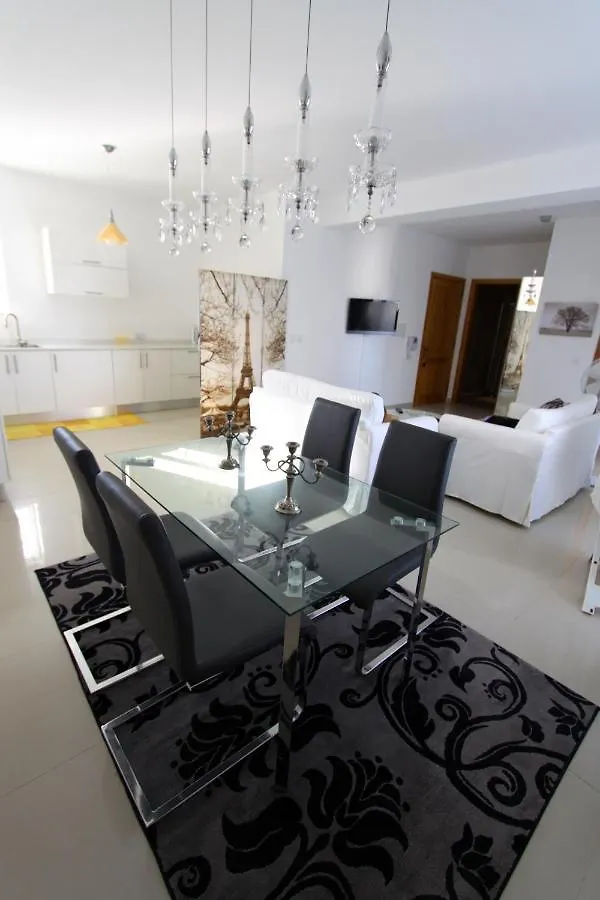 Marble Arch Apartamento St. Julian's 0*,  Malta